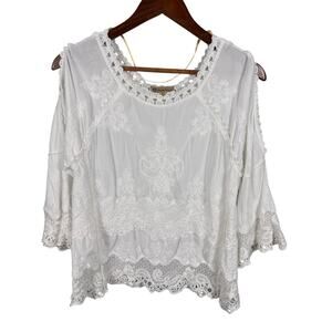 Democracy Women Size XS 3/4 Sleeve Crochet Boho Peasant Cold Shoulder Top Blouse